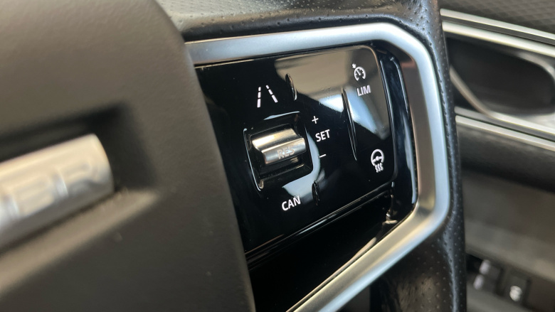 Land Rover Range Rover Velar 2.0 D200 Edition 5dr Auto Diesel Estate